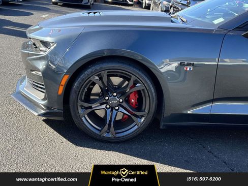 Used 2023 Chevrolet Camaro SS image 9