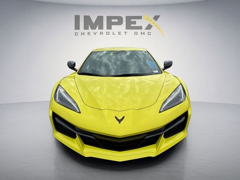 Used 2024 Chevrolet Corvette Z06 w/ Stealth Interior Trim Package RWD image 8