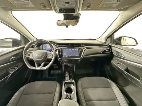 Used 2023 Chevrolet Bolt EUV LT w/ Driver Confidence Package FWD image 3