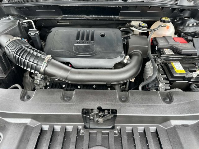 Used 2024 Chevrolet Blazer LT w/ Convenience Package FWD image 12