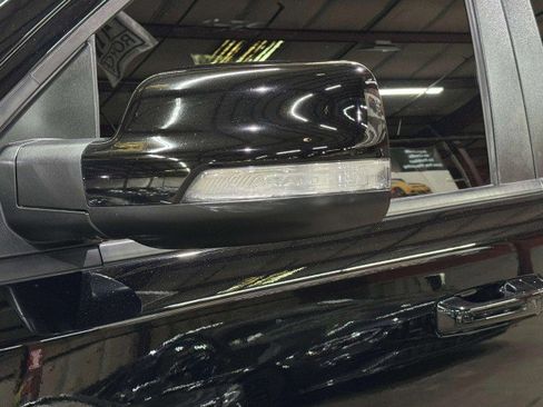 Used 2021 RAM 1500 Limited w/ Night Edition image 17