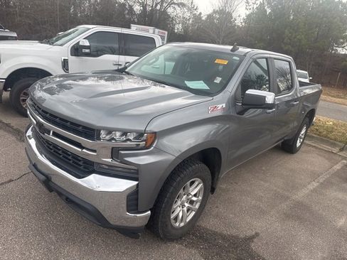 Used 2020 Chevrolet Silverado 1500 LT w/ All-Star Edition image 4