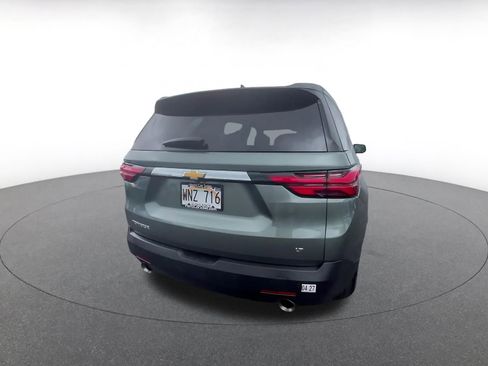 Used 2023 Chevrolet Traverse LT FWD image 14
