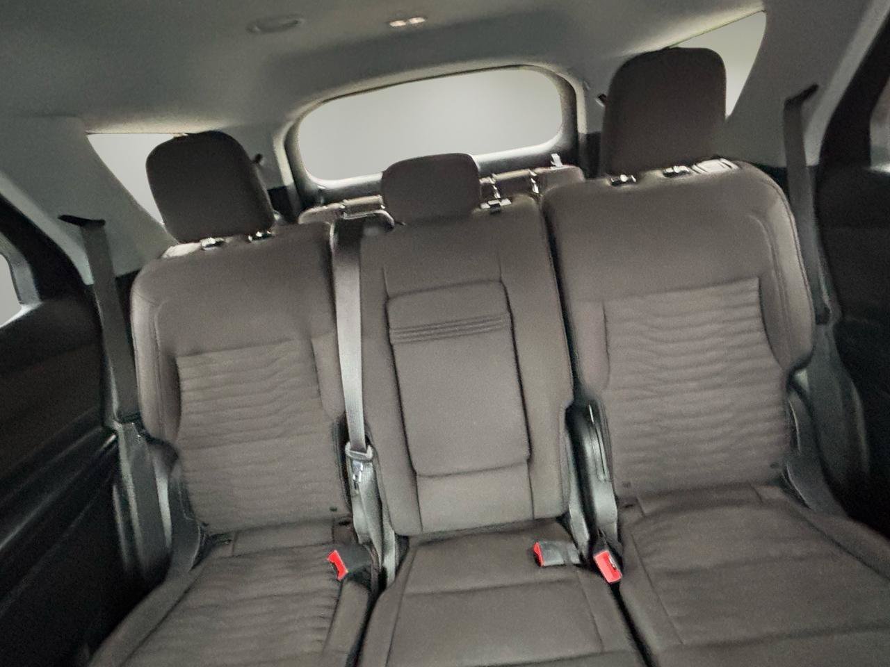 Used 2020 Ford Explorer XLT w/ Comfort Package AWD/4WD image 13