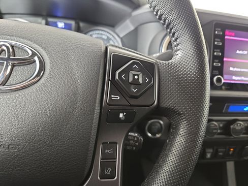 Used 2021 Toyota Tacoma TRD Sport image 16