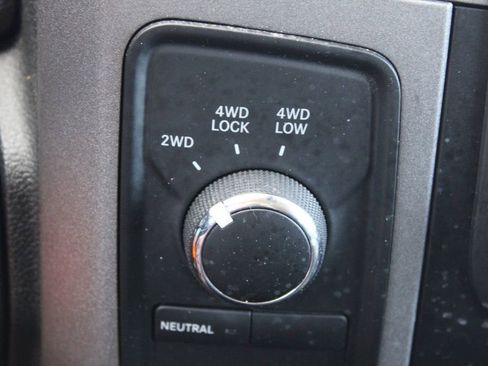 Used 2015 RAM 1500 Express image 31