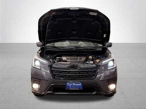 Used 2023 Subaru Forester Premium AWD/4WD image 5