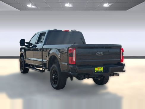 Used 2025 Ford F250 XLT w/ Black Appearance Package AWD/4WD image 3