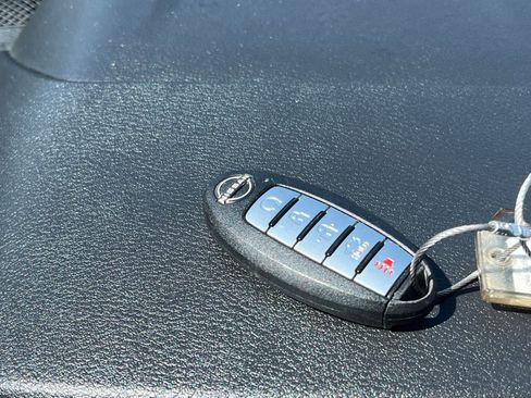 Used 2025 Nissan Altima 2.5 SV image 24