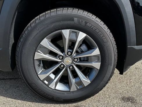 New 2026 Chevrolet Equinox LT w/ Convenience Package II AWD/4WD image 41