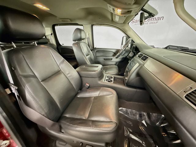Used 2013 Chevrolet Silverado 2500 LTZ w/ LTZ Plus Package AWD/4WD image 26