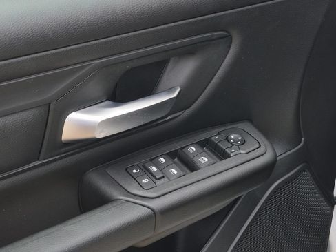New 2026 RAM 1500 Tradesman AWD/4WD image 11