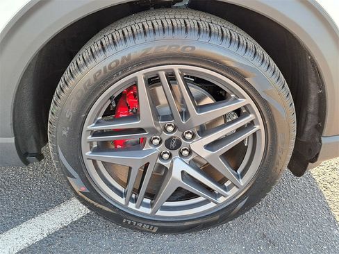 New 2026 Ford Explorer ST w/ Sun And Sound Package image 16