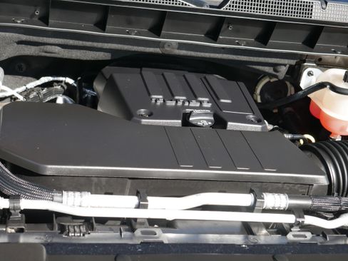 Certified 2021 Chevrolet Silverado 1500 LT image 11