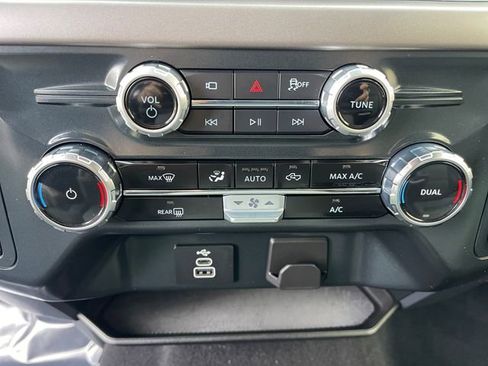 Certified 2025 Ford F150 XLT w/ Equipment Group 301A Standard image 22