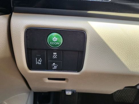 Used 2016 Honda Accord LX image 32