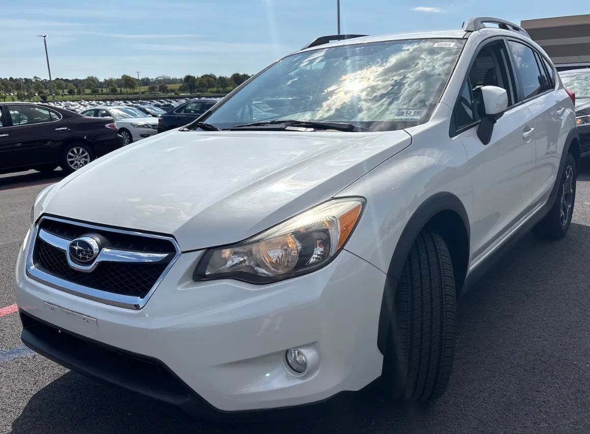 Used 2014 Subaru Crosstrek 2.0i Premium AWD/4WD image 3