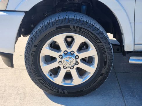 Used 2020 RAM 2500 Laramie image 11