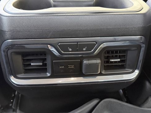 Used 2019 Chevrolet Silverado 1500 High Country w/ Technology Package image 30