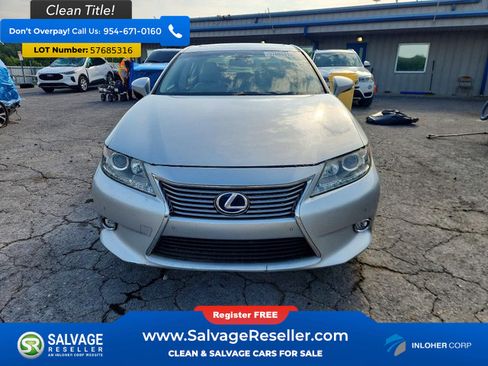 Used 2014 Lexus ES 300h w/ Luxury Package w/Bamboo Trim FWD image 7