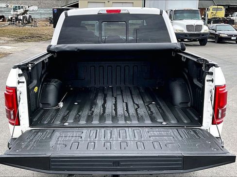 Used 2017 Ford F150 Limited image 18