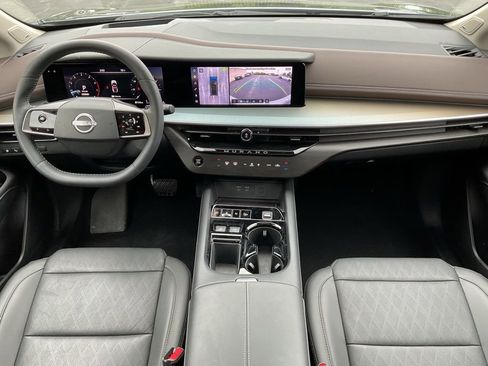 Used 2025 Nissan Murano Platinum w/ Cargo Package AWD/4WD image 17