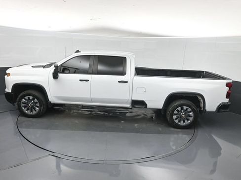 Used 2024 Chevrolet Silverado 2500 Custom w/ Custom Value Package AWD/4WD image 40