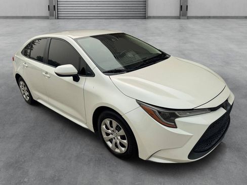 Used 2020 Toyota Corolla LE FWD image 28