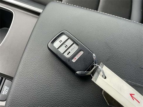 Used 2022 Honda Accord Sport image 31