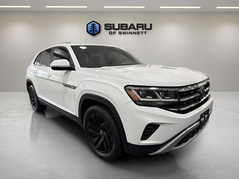 Used 2023 Volkswagen Atlas Cross Sport SE w/ Panoramic Sunroof Package FWD image 7