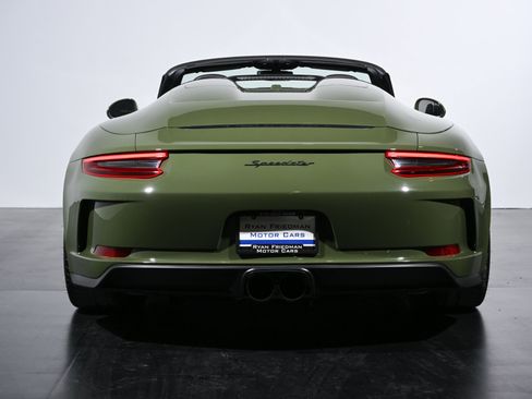 Used 2019 Porsche 911 Speedster RWD image 11