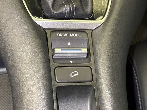 New 2026 Honda HR-V EX-L image 31