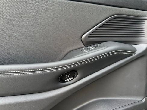 New 2026 Jeep Cherokee Laredo AWD/4WD image 28