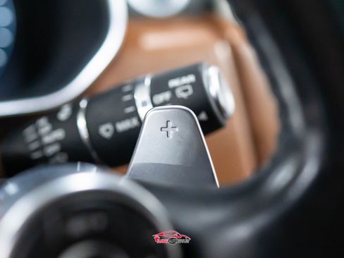 Used 2016 Land Rover Range Rover Autobiography image 29