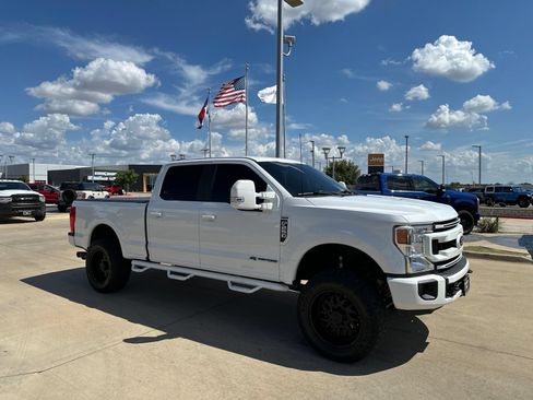 Used 2022 Ford F250 XL w/ STX Appearance Package AWD/4WD image 8