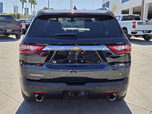 Certified 2020 Chevrolet Traverse LT image 5