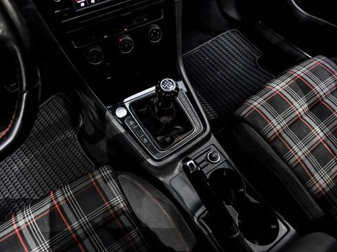 Used 2019 Volkswagen GTI Rabbit Edition FWD image 21