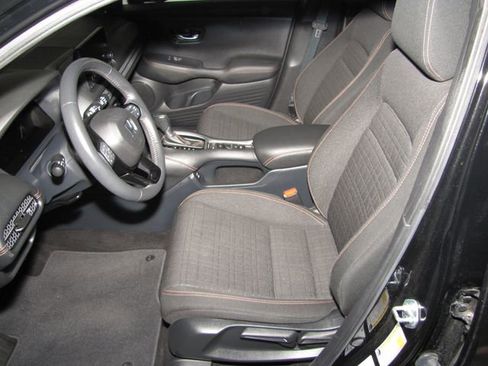 Certified 2024 Honda HR-V Sport image 8