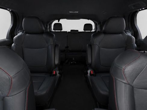 Used 2021 Toyota Sienna XSE w/ XSE Plus Package AWD/4WD image 23
