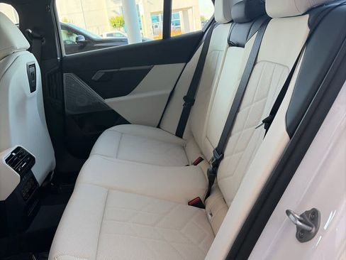 New 2026 BMW 550e xDrive AWD/4WD image 11