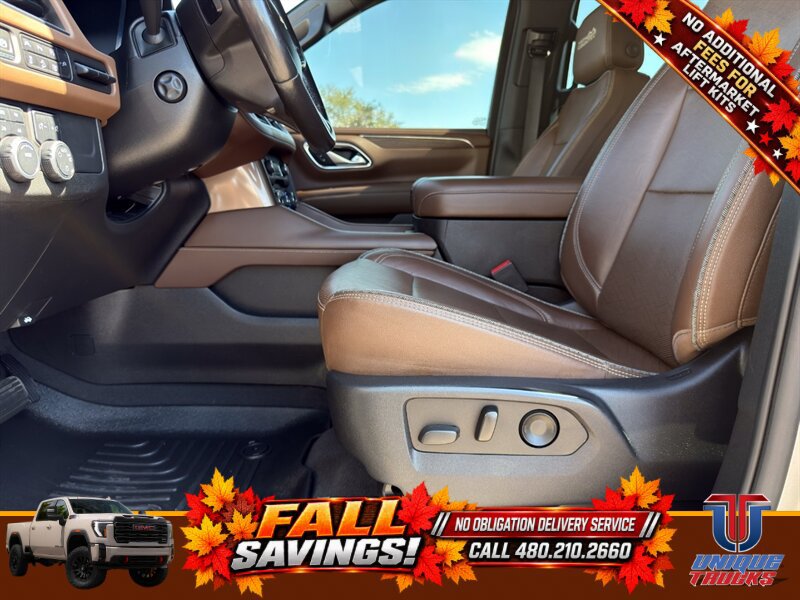 Used 2022 Chevrolet Suburban High Country AWD/4WD image 17