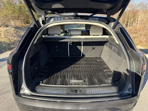 Used 2022 Land Rover Range Rover Velar S image 15