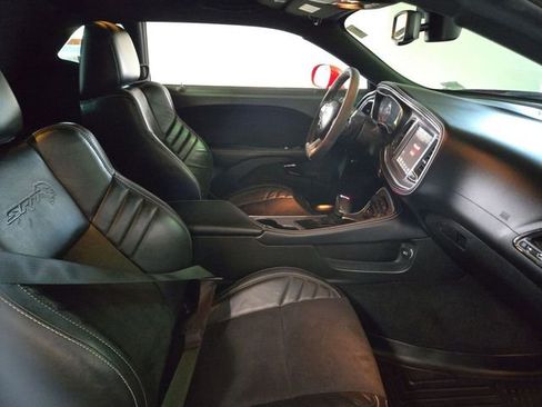 Used 2021 Dodge Challenger SRT Hellcat w/ Plus Package RWD image 23