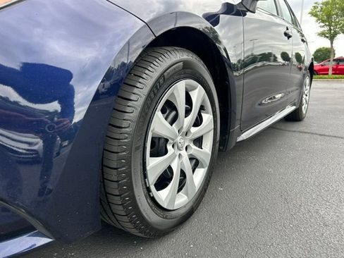 Used 2024 Toyota Corolla LE FWD image 12