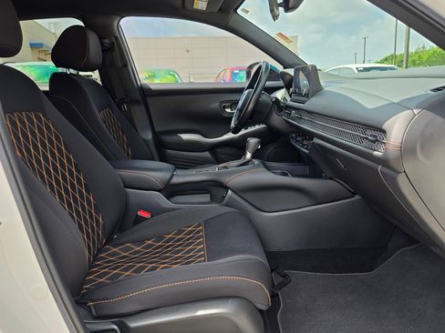Used 2025 Honda HR-V Sport image 27