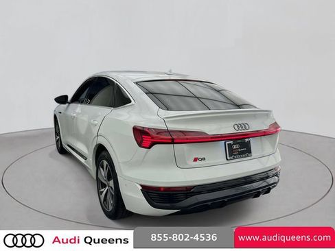 Used 2024 Audi Q8 e-tron Premium Plus w/ Premium Plus Package AWD/4WD image 6