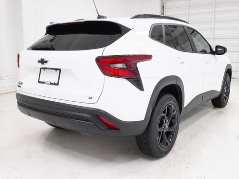 New 2026 Chevrolet Trax LT w/ Driver Confidence Package image 5