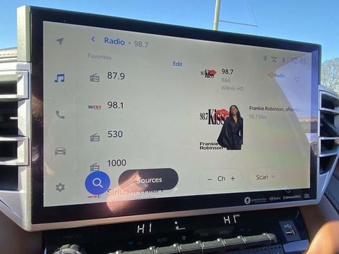 Used 2022 Toyota Tundra 1794 Edition image 16