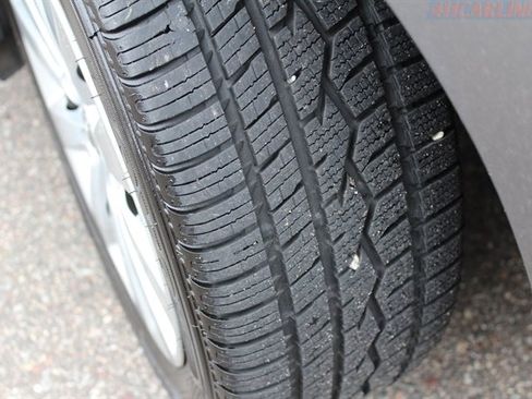 Used 2016 Nissan Sentra S image 3