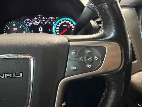 Used 2019 GMC Yukon XL Denali w/ Open Road Package AWD/4WD image 27